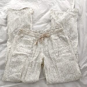 Roxy Linen Blend Cream Patterned Pants size small